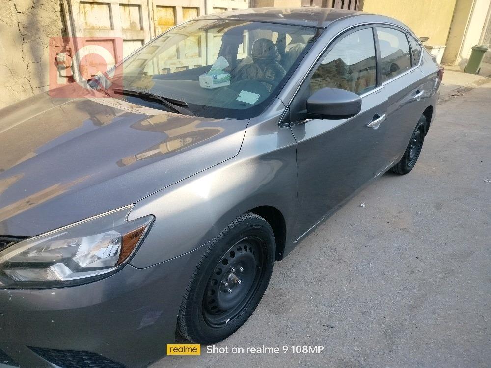 نیسان سێنترا